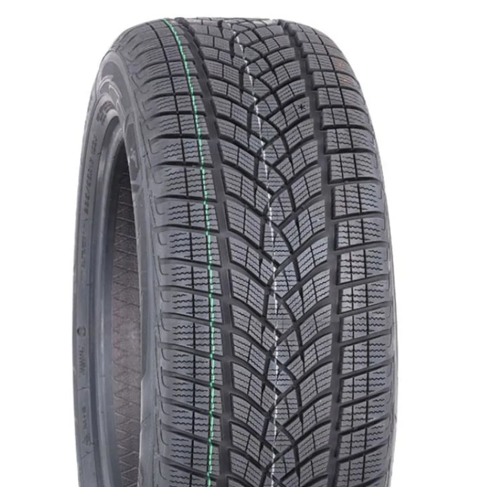 Goodyear Ultragrip Performance+ * 109H piggfritt