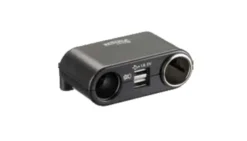 Strømuttak med USB 1+2+1